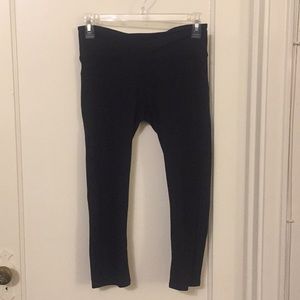 Fabletics Capri Athletic Leggings